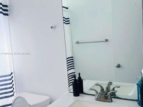 4435 Treehouse Ln H, Tamarac FL 33319