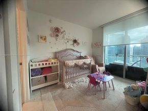 92 SW 3rd St 3803, Miami FL 33130