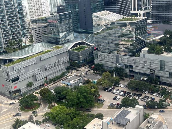 92 SW 3rd St 3803, Miami FL 33130