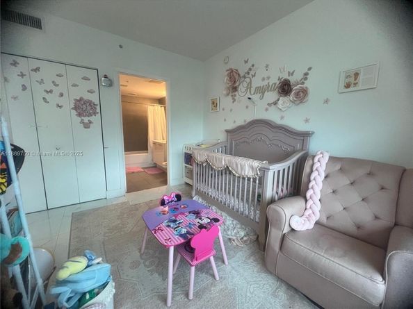 92 SW 3rd St 3803, Miami FL 33130