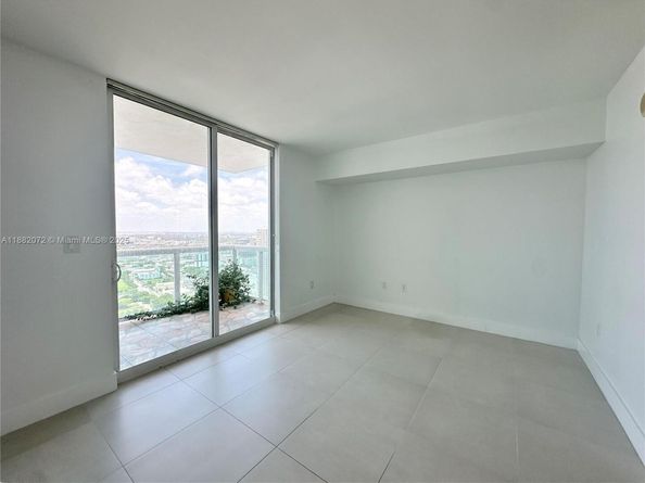 1800 N Bayshore Dr 4102, Miami FL 33132