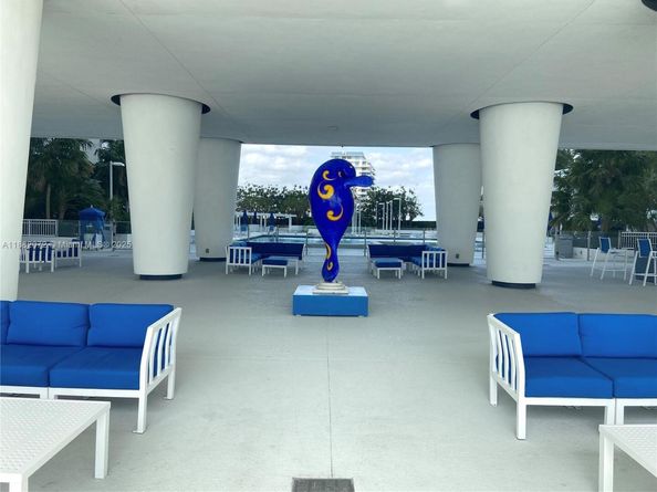 1800 N Bayshore Dr 4102, Miami FL 33132