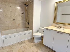 1800 N Bayshore Dr 4102, Miami FL 33132