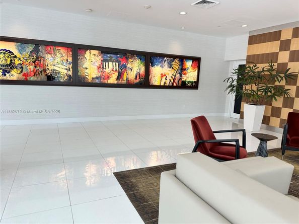 1800 N Bayshore Dr 4102, Miami FL 33132