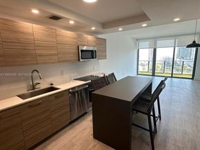 121 NE 34th St 1505, Miami FL 33137