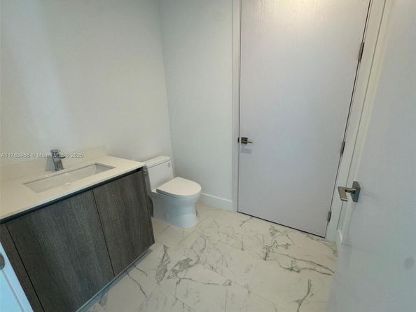 17550 Collins Ave 1005, Sunny Isles Beach FL 33160
