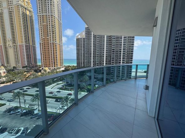 17550 Collins Ave 1005, Sunny Isles Beach FL 33160