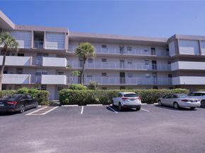 2800 NW 47th Ter 103B, Lauderdale Lakes FL 33313