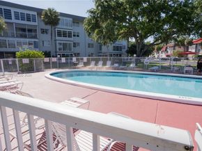 2800 NW 47th Ter 103B, Lauderdale Lakes FL 33313