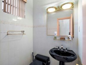 1231 NW 88th St, Miami FL 33147