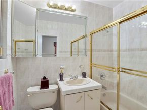 1231 NW 88th St, Miami FL 33147