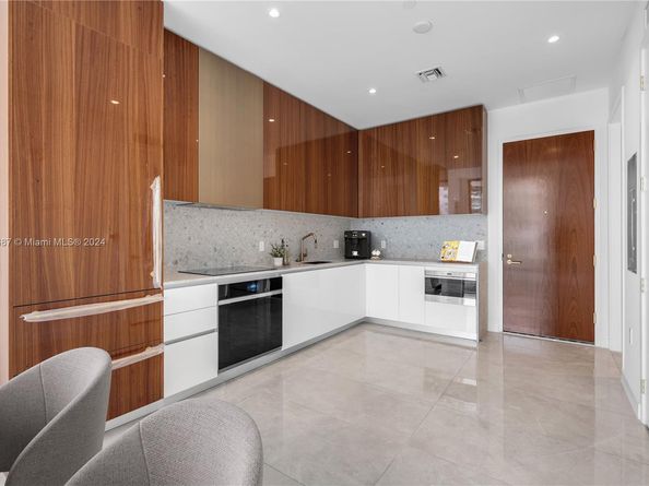 2655 S Bayshore 1506, Coconut Grove FL 33133