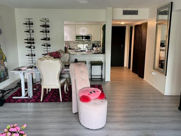 1101 River Reach Dr 511, Fort Lauderdale FL 33315