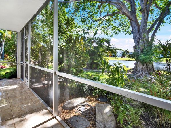 28 Islewood B 28, Deerfield Beach FL 33442