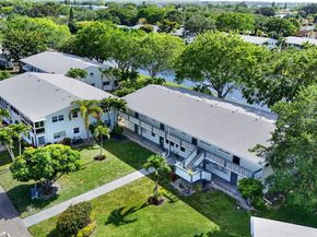 28 Islewood B 28, Deerfield Beach FL 33442