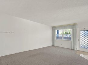 28 Islewood B 28, Deerfield Beach FL 33442