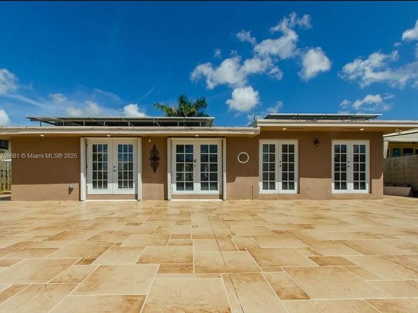 2543 Marathon Ln, Fort Lauderdale FL 33312