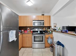 9445 SW 76th St U4, Miami FL 33173