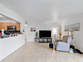 9445 SW 76th St U4, Miami FL 33173