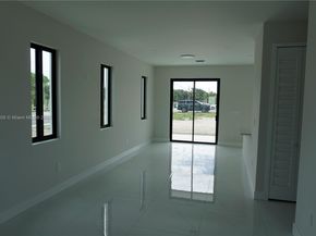 21911 SW 124th Ave, Miami FL 33170