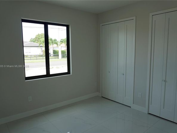 21911 SW 124th Ave, Miami FL 33170