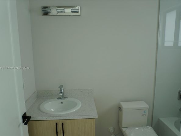 21911 SW 124th Ave, Miami FL 33170