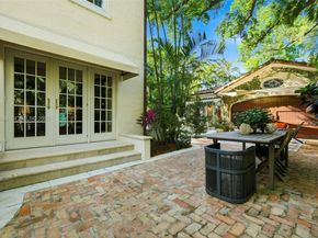 1231 Catalonia Ave, Coral Gables FL 33134