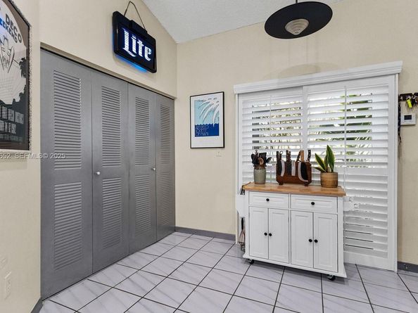 9871 SW 58th Ct, Cooper City FL 33328