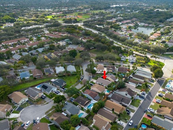 9871 SW 58th Ct, Cooper City FL 33328