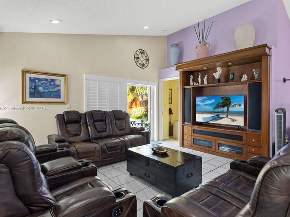 9871 SW 58th Ct, Cooper City FL 33328