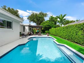 8995 SW 83rd St, Miami FL 33173
