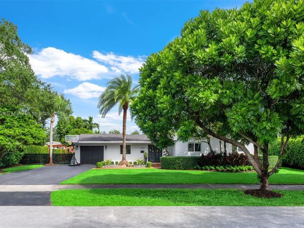 8995 SW 83rd St, Miami FL 33173