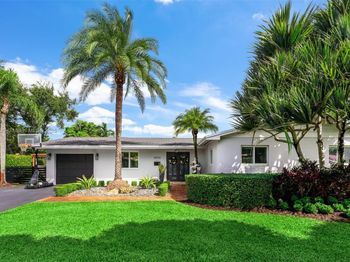 8995 SW 83rd St