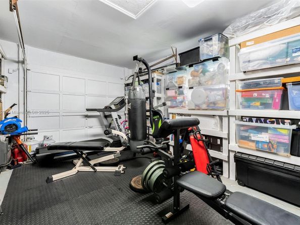 8995 SW 83rd St, Miami FL 33173