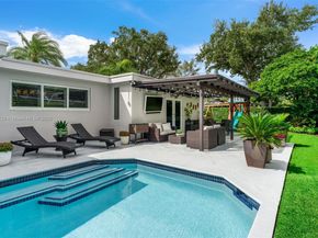 8995 SW 83rd St, Miami FL 33173