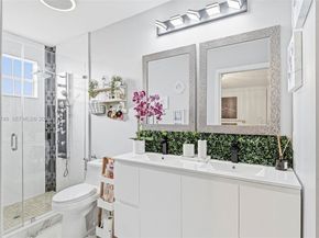 892 NW 136th Pl, Miami FL 33182