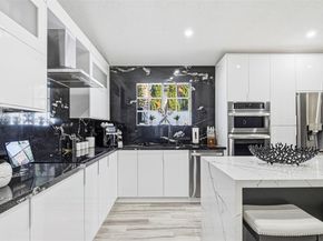 892 NW 136th Pl, Miami FL 33182