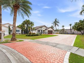 892 NW 136th Pl, Miami FL 33182