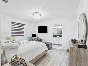 892 NW 136th Pl, Miami FL 33182