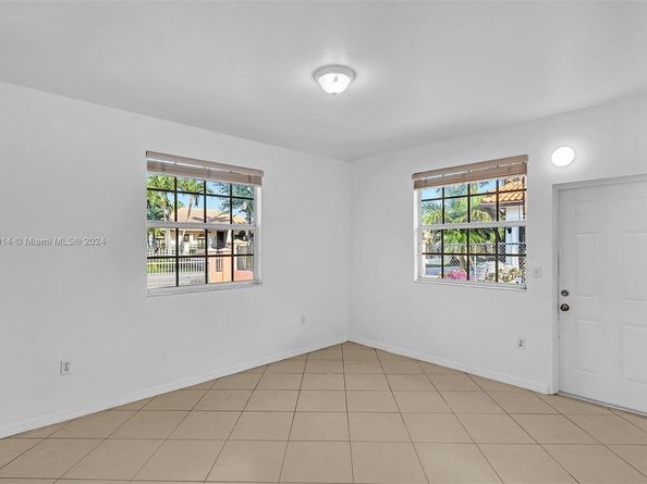 279 NW 119th Ave., Miami FL 33182