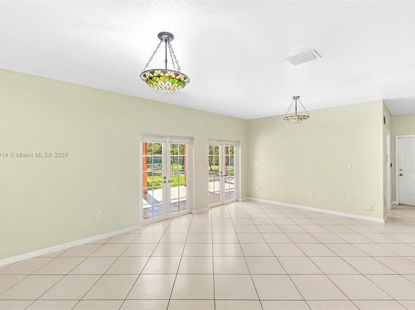 279 NW 119th Ave., Miami FL 33182