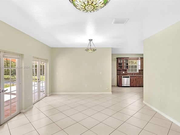 279 NW 119th Ave., Miami FL 33182