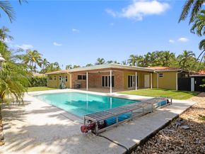 1154 Jefferson St, Hollywood FL 33019