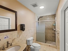 1154 Jefferson St, Hollywood FL 33019