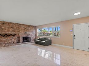 1154 Jefferson St, Hollywood FL 33019
