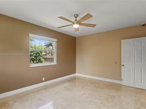 1154 Jefferson St, Hollywood FL 33019