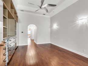 10291 Sweet Bay St, Plantation FL 33324