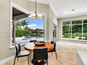 10291 Sweet Bay St, Plantation FL 33324