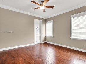 10291 Sweet Bay St, Plantation FL 33324