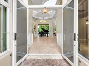 10291 Sweet Bay St, Plantation FL 33324